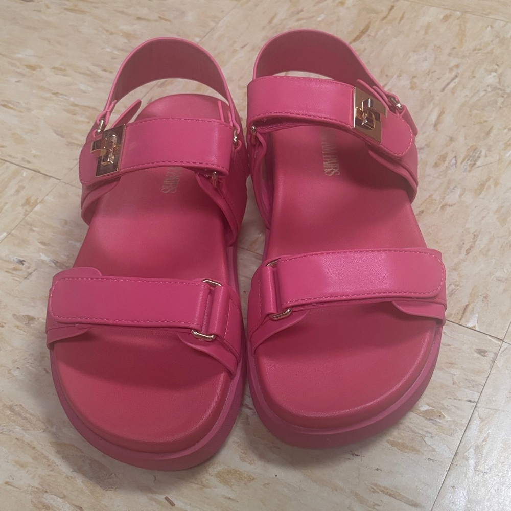 Dream Pairs Vibrant Pink Sandals